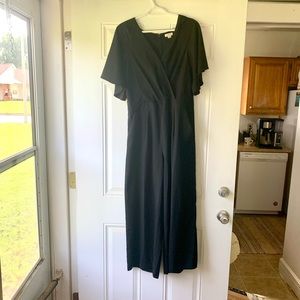 Like new chiffon LOFT black jumpsuit with pockets